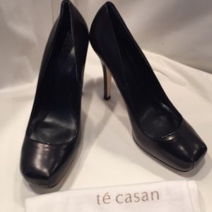 Te Casan by Gaetano Perrone designer heels
